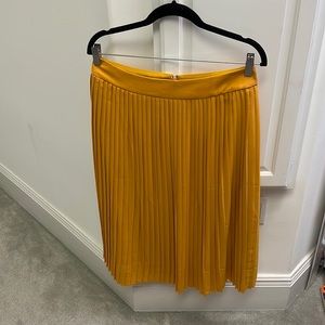 J. Crew Marigold Pleated Skirt - sz 8
